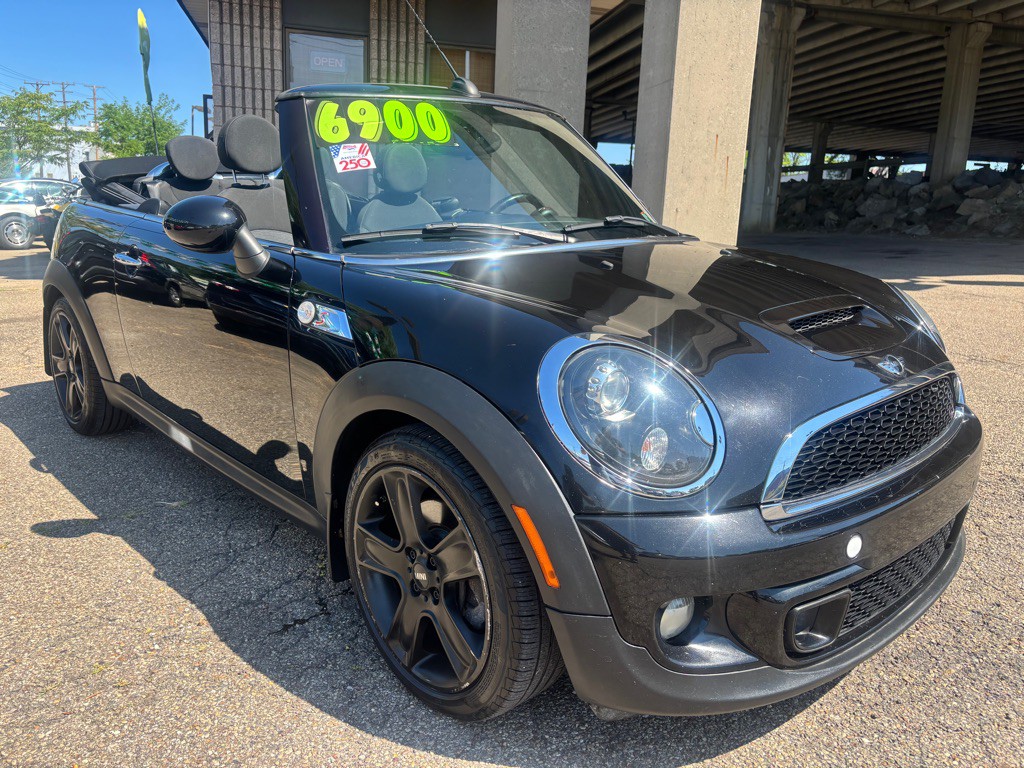 2014 MINI Cooper Image 8