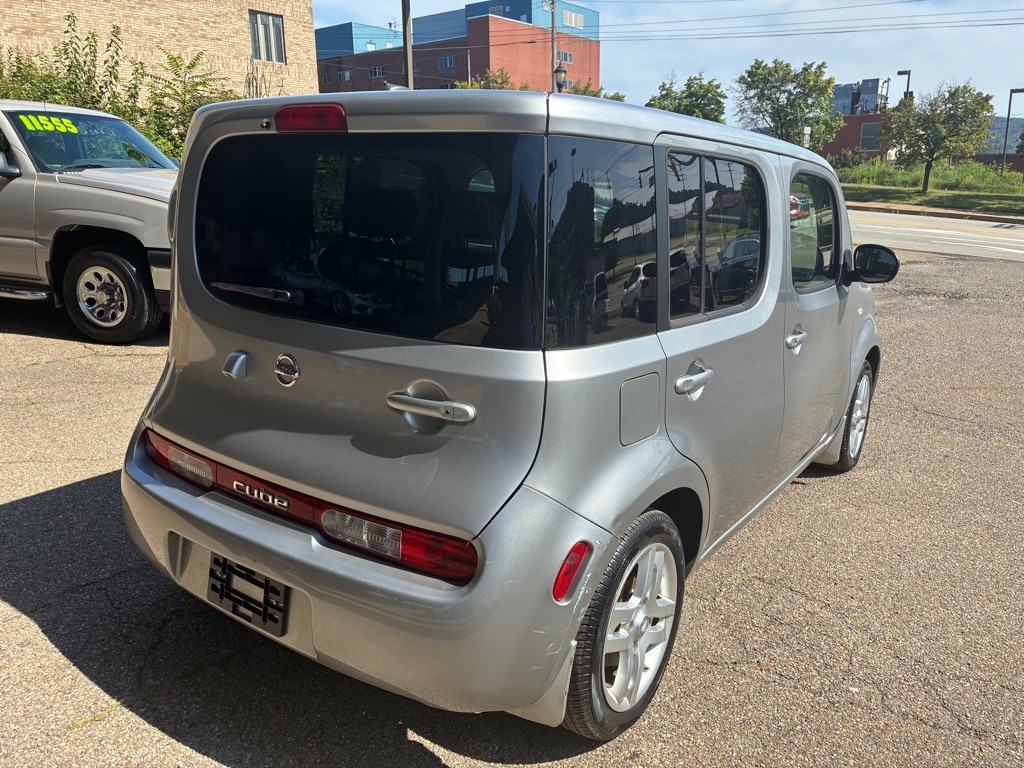 2010 Nissan Cube Image 4