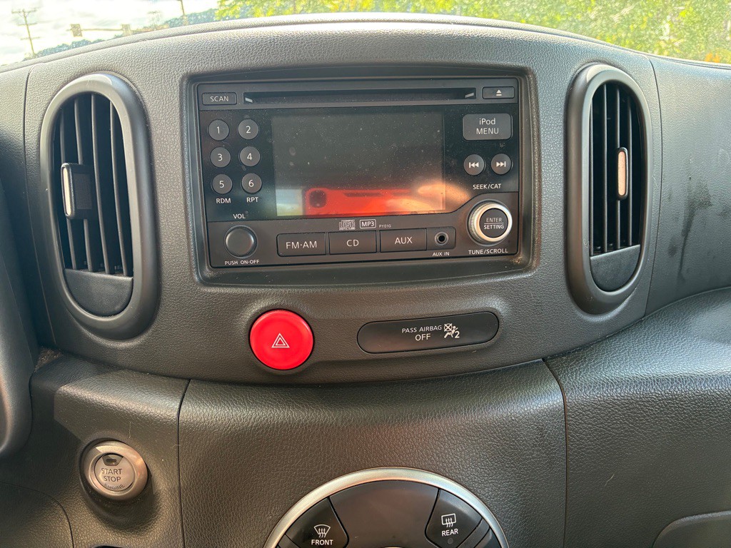 2010 Nissan Cube Image 10