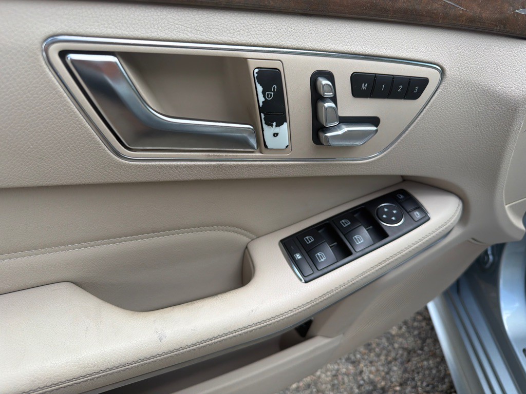 2014 Mercedes-Benz E-Class Image 6