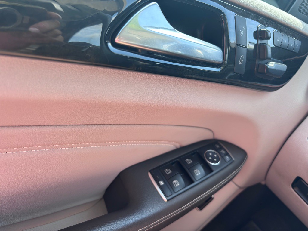 2014 Mercedes-Benz E-Class Image 34