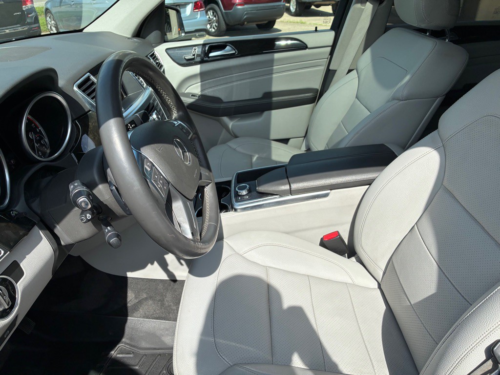 2015 Mercedes-Benz M-Class Image 11