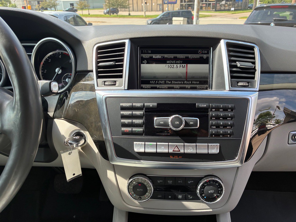 2015 Mercedes-Benz M-Class Image 15
