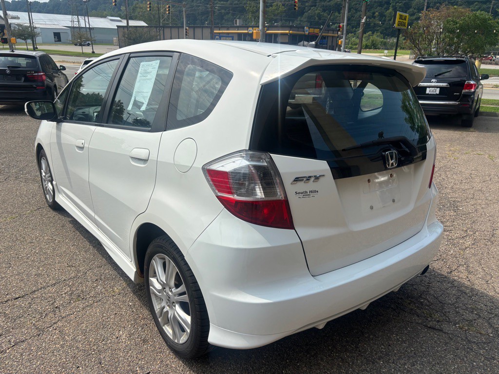 2011 Honda Fit Image 4