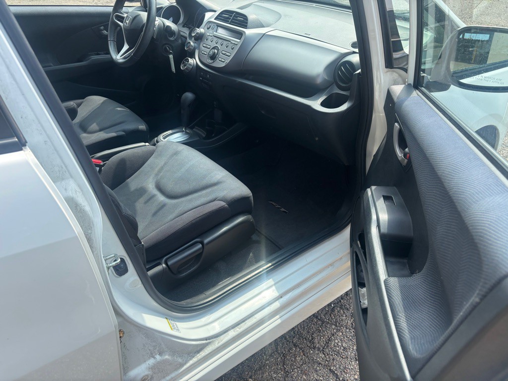 2011 Honda Fit Image 9