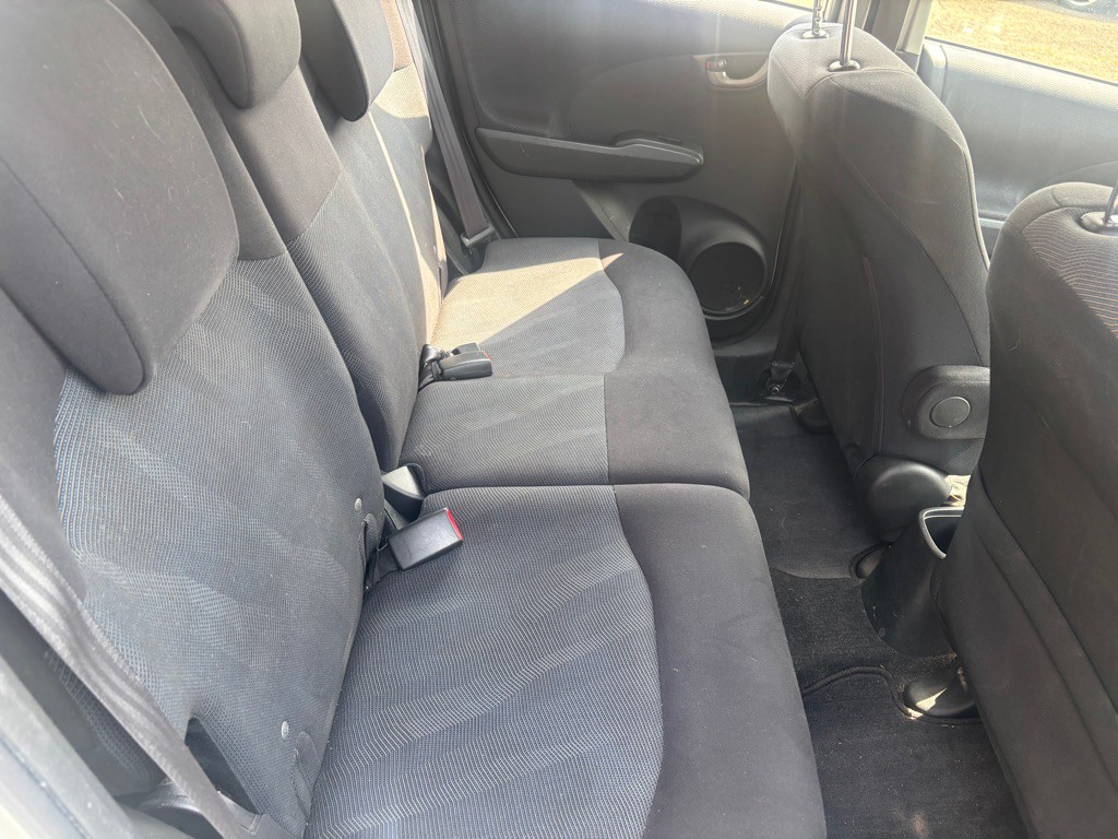 2011 Honda Fit Image 12