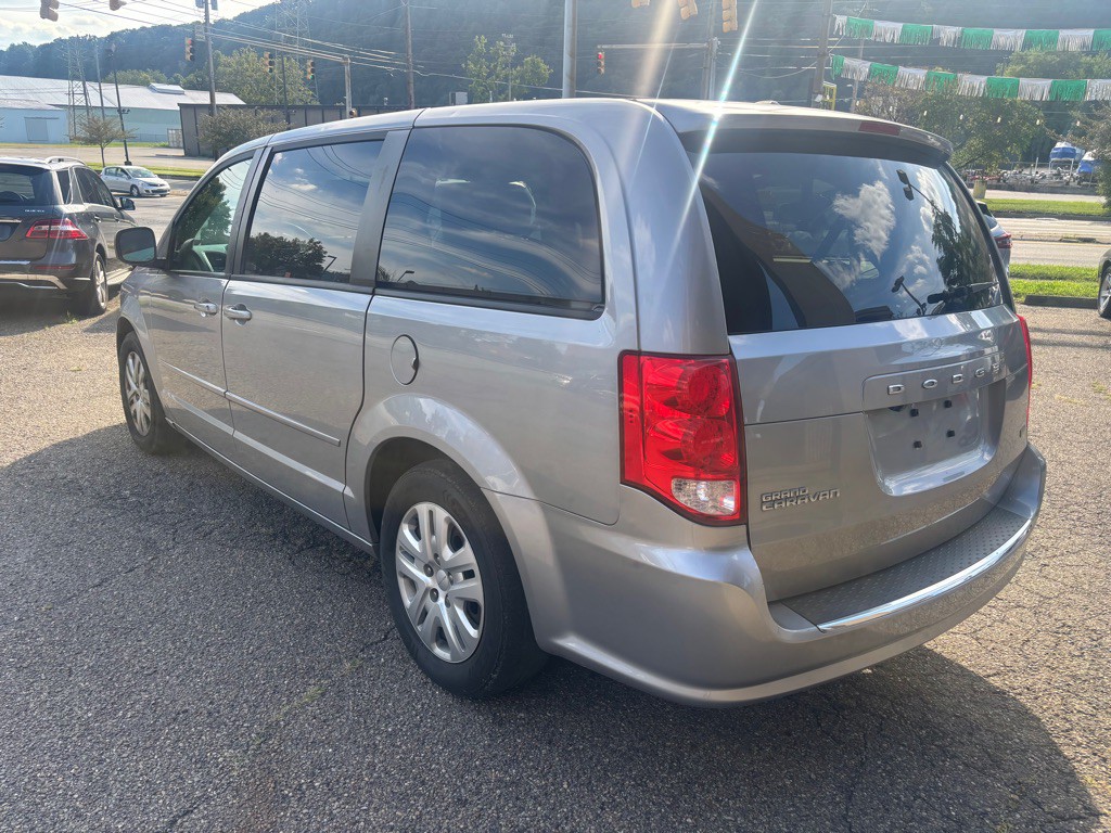 2017 Dodge Grand Caravan Image 4