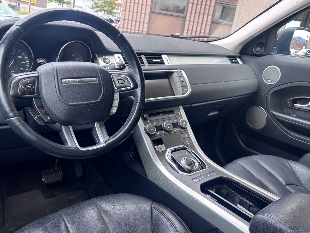 2015 Land Rover Range Rover Evoque Image 22
