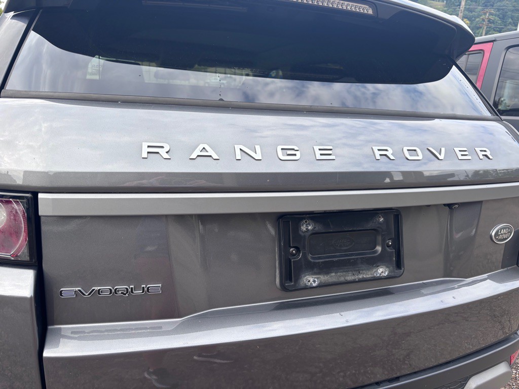2015 Land Rover Range Rover Evoque Image 38