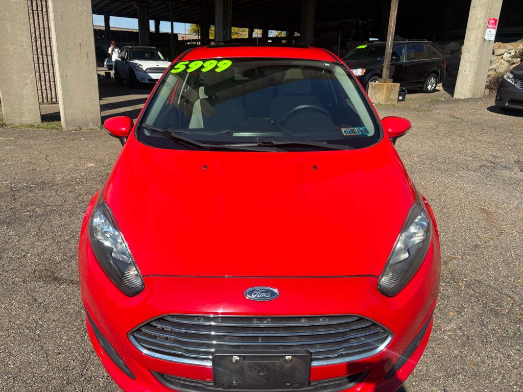 2014 Ford Fiesta Image 2