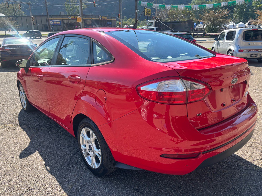 2014 Ford Fiesta Image 7