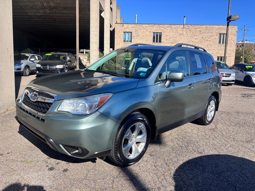 2014 Subaru Forester Image 1