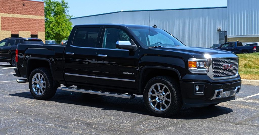 2014 GMC Sierra Image 1