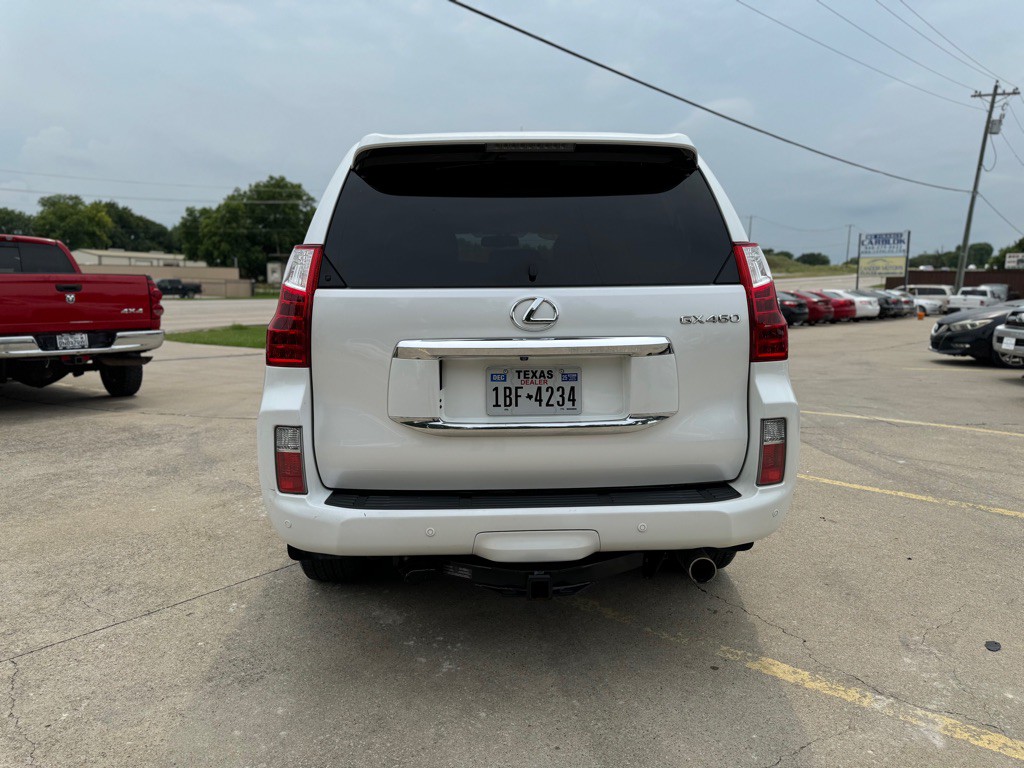 2011 Lexus GX Image 6