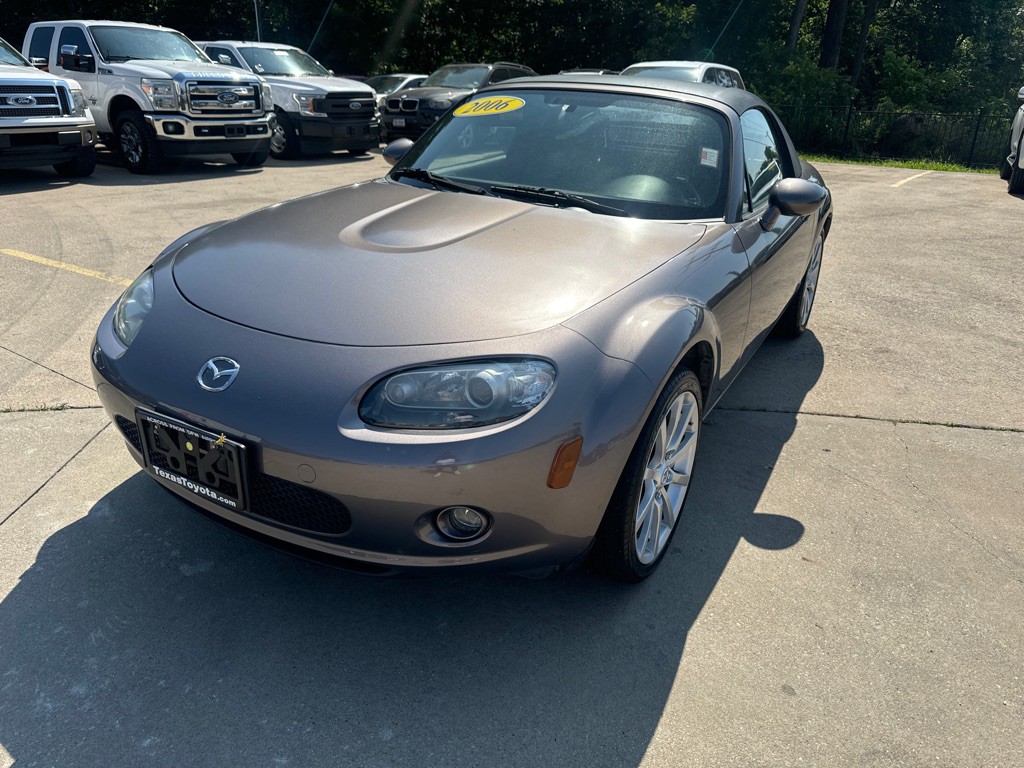 2006 Mazda MX-5 Miata Image 1