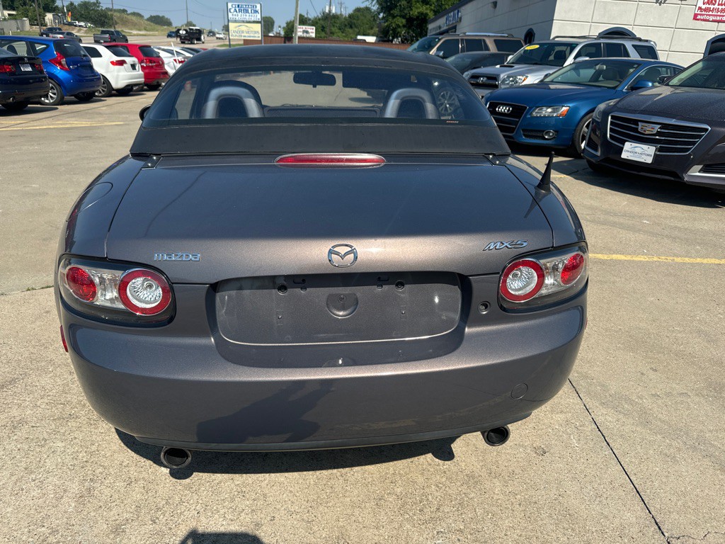 2006 Mazda MX-5 Miata Image 4