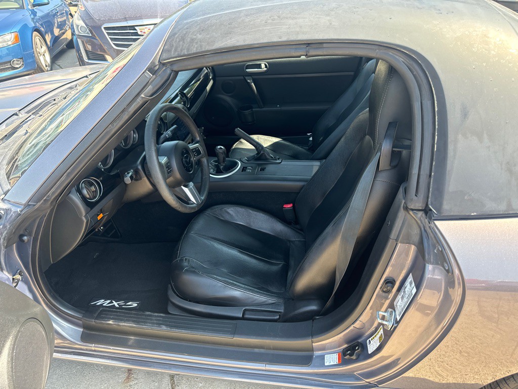 2006 Mazda MX-5 Miata Image 9