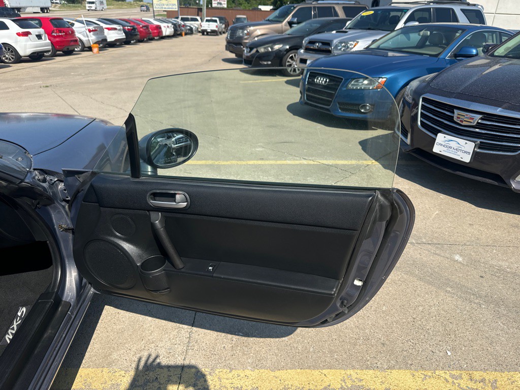2006 Mazda MX-5 Miata Image 13