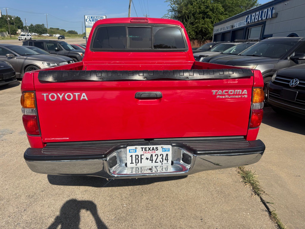 2003 Toyota Tacoma Image 4