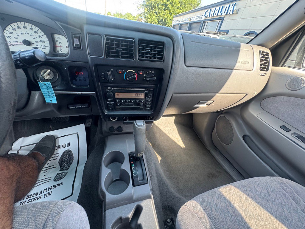 2003 Toyota Tacoma Image 20