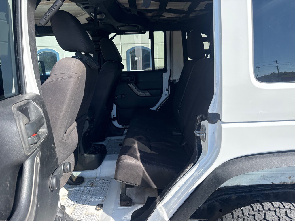 2013 Jeep Wrangler Unlimited Image 10