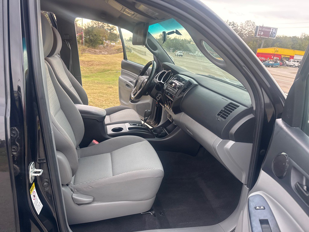 2012 Toyota Tacoma Image 16