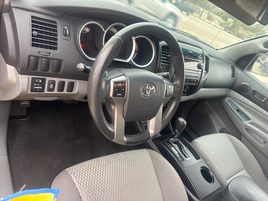 2012 Toyota Tacoma Image 10