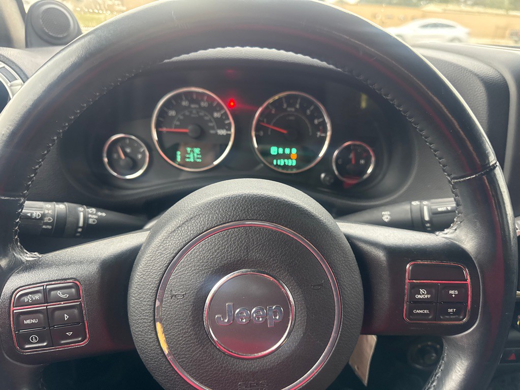 2013 Jeep Wrangler Unlimited Image 19