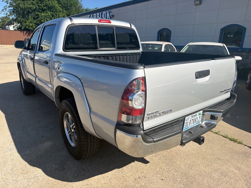 2011 Toyota Tacoma Image 3