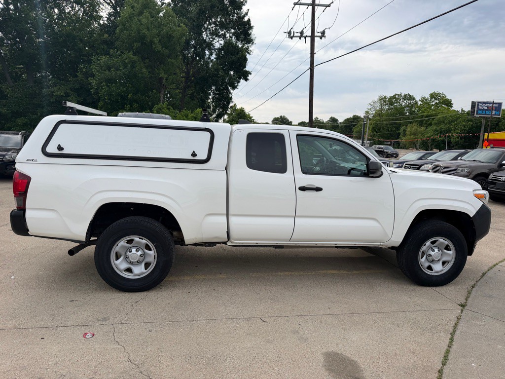 2021 Toyota Tacoma Image 8