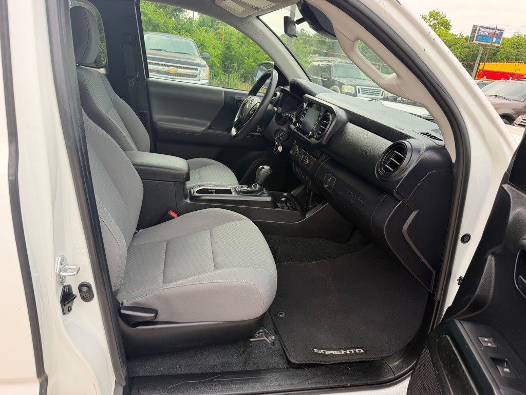 2021 Toyota Tacoma Image 14