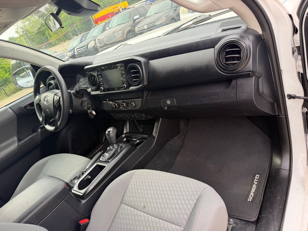 2021 Toyota Tacoma Image 15