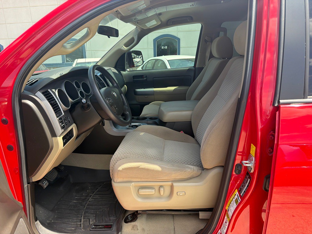 2010 Toyota Tundra Image 8