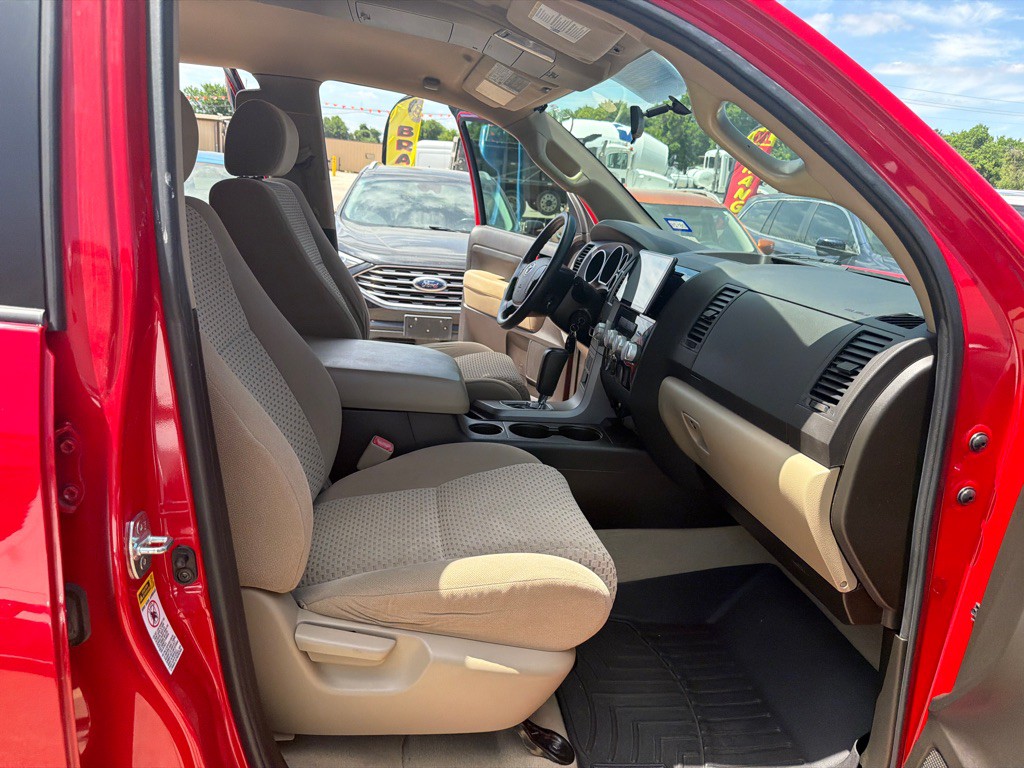 2010 Toyota Tundra Image 16