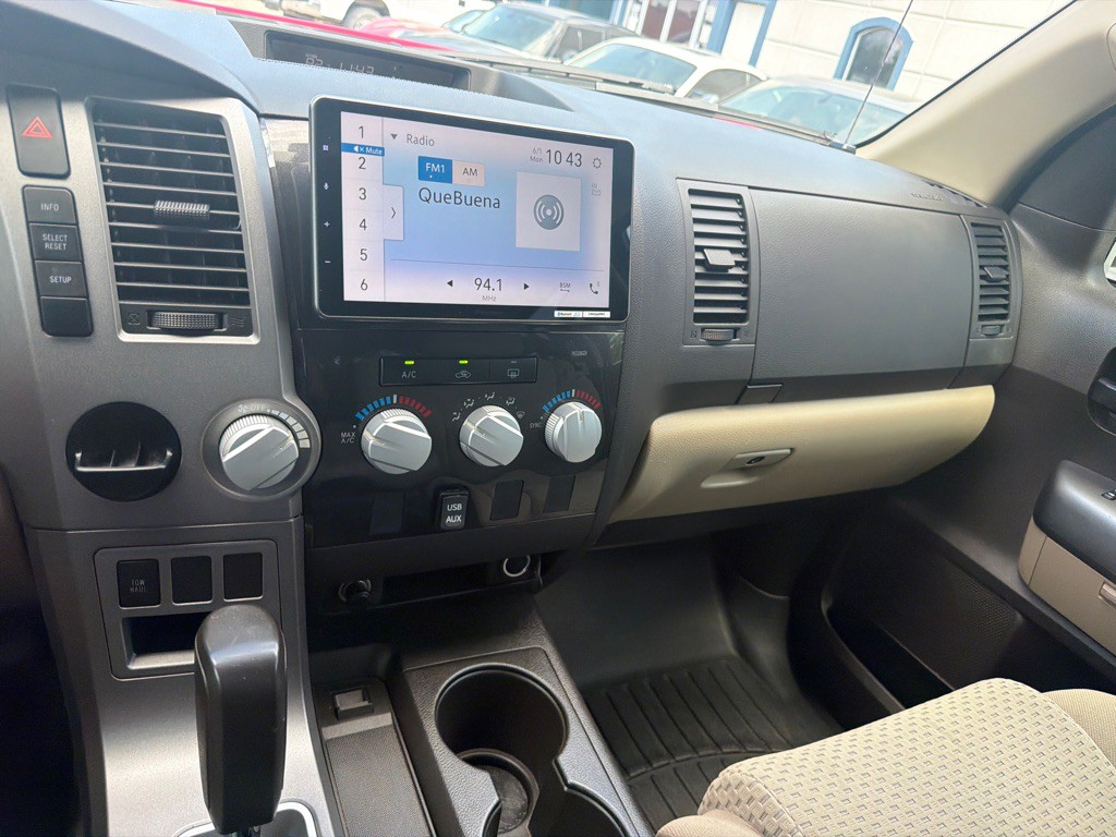 2010 Toyota Tundra Image 21