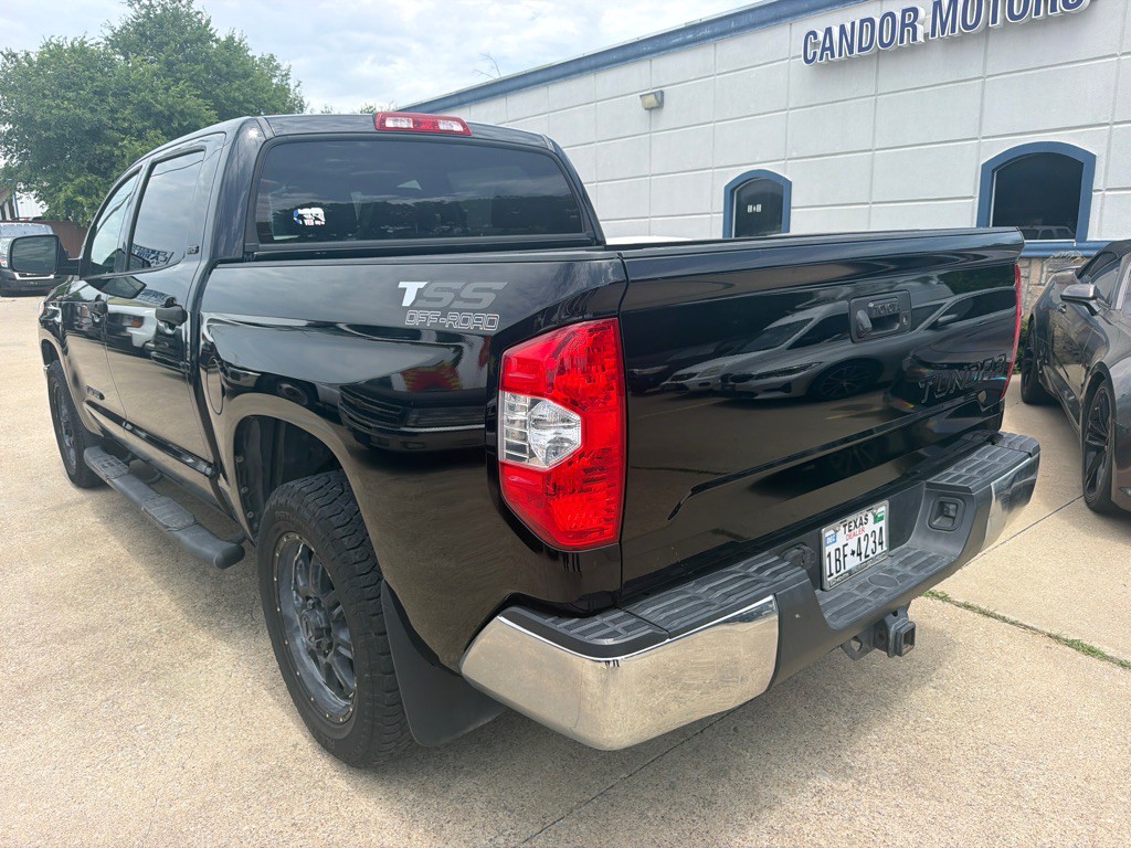 2017 Toyota Tundra Image 2