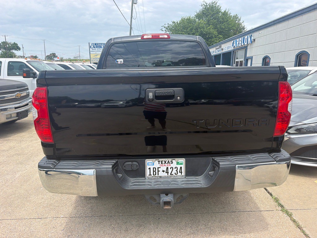 2017 Toyota Tundra Image 3