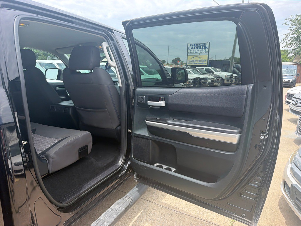 2017 Toyota Tundra Image 13