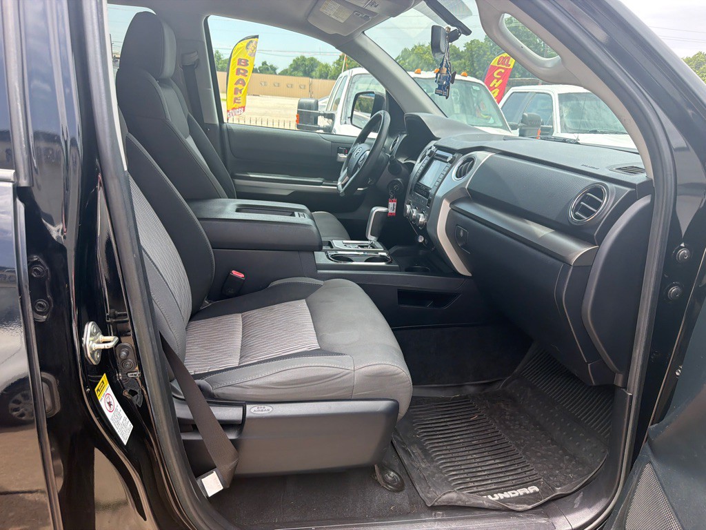 2017 Toyota Tundra Image 14