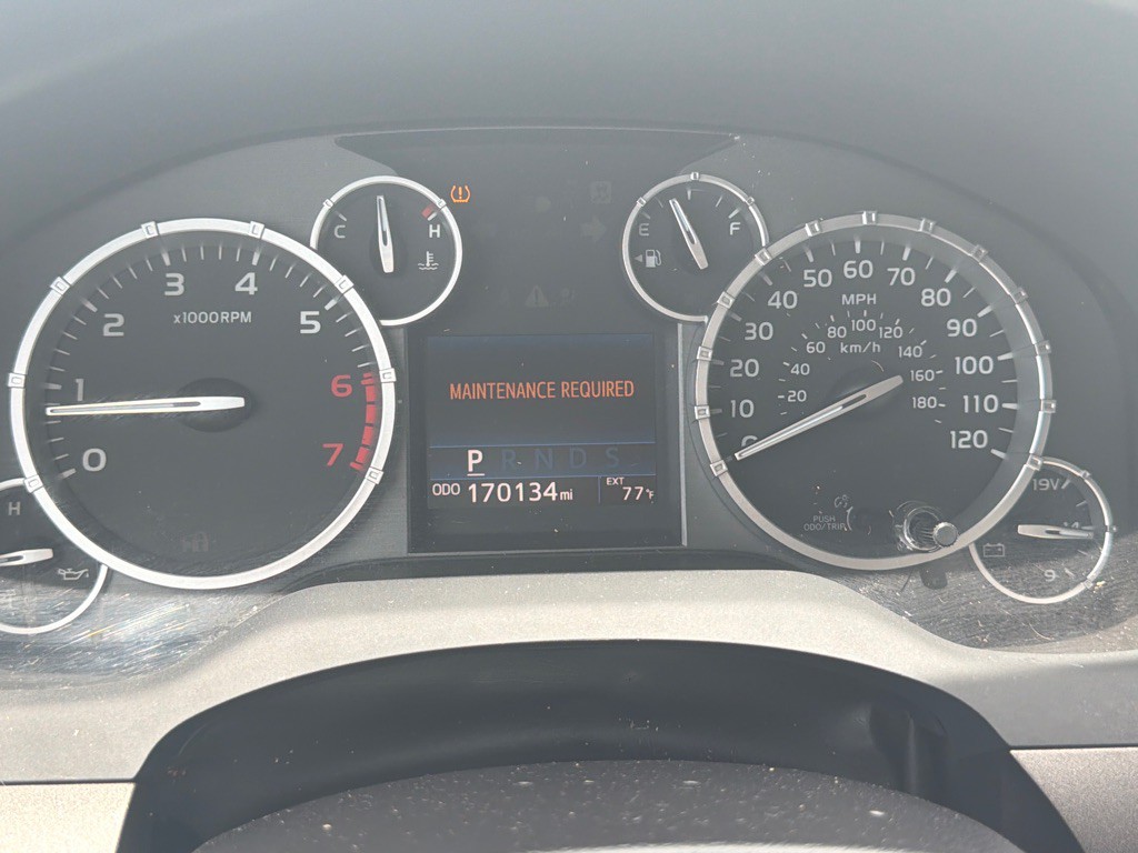 2017 Toyota Tundra Image 16