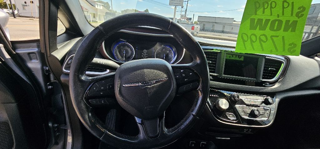 2020 Chrysler Pacifica Image 10