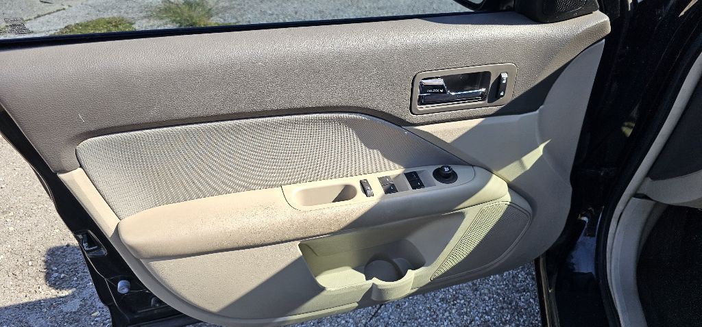 2012 Ford Fusion Image 8