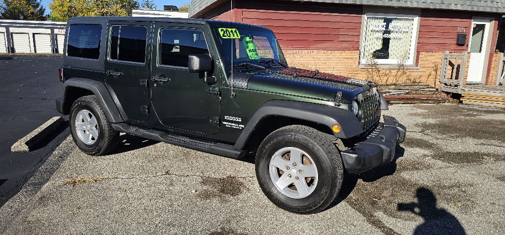 2011 Jeep Wrangler Unlimited Image 3