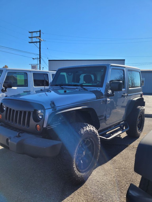 2013 Jeep Wrangler Image 2