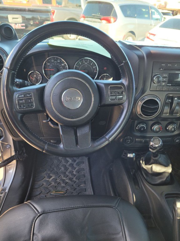 2013 Jeep Wrangler Image 8