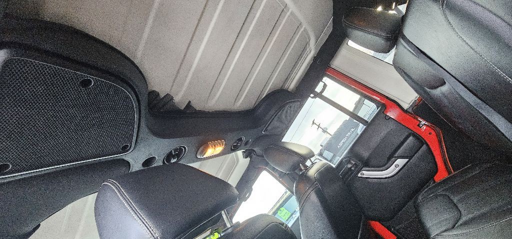 2017 Jeep Wrangler Unlimited Image 18