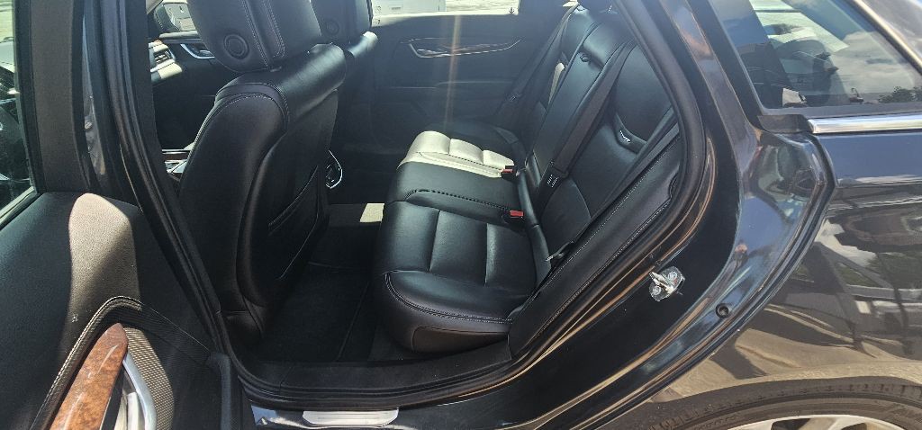 2013 Cadillac XTS Image 9
