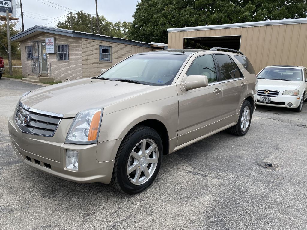 2005 Cadillac SRX Image 1
