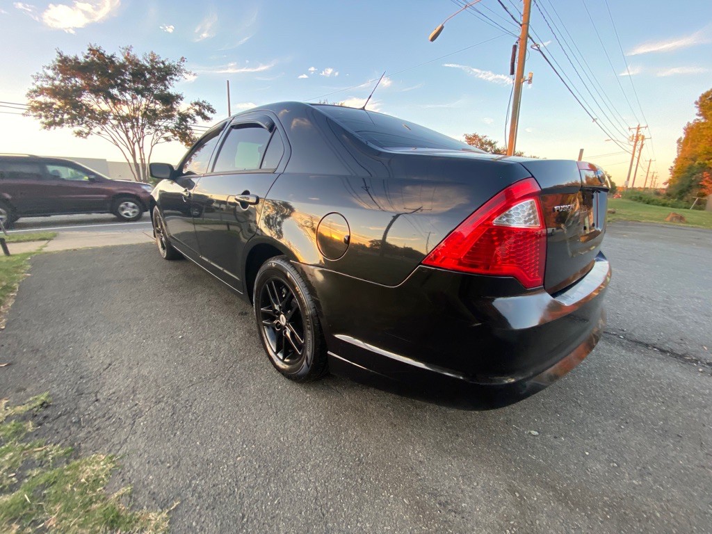 2010 Ford Fusion Image 10