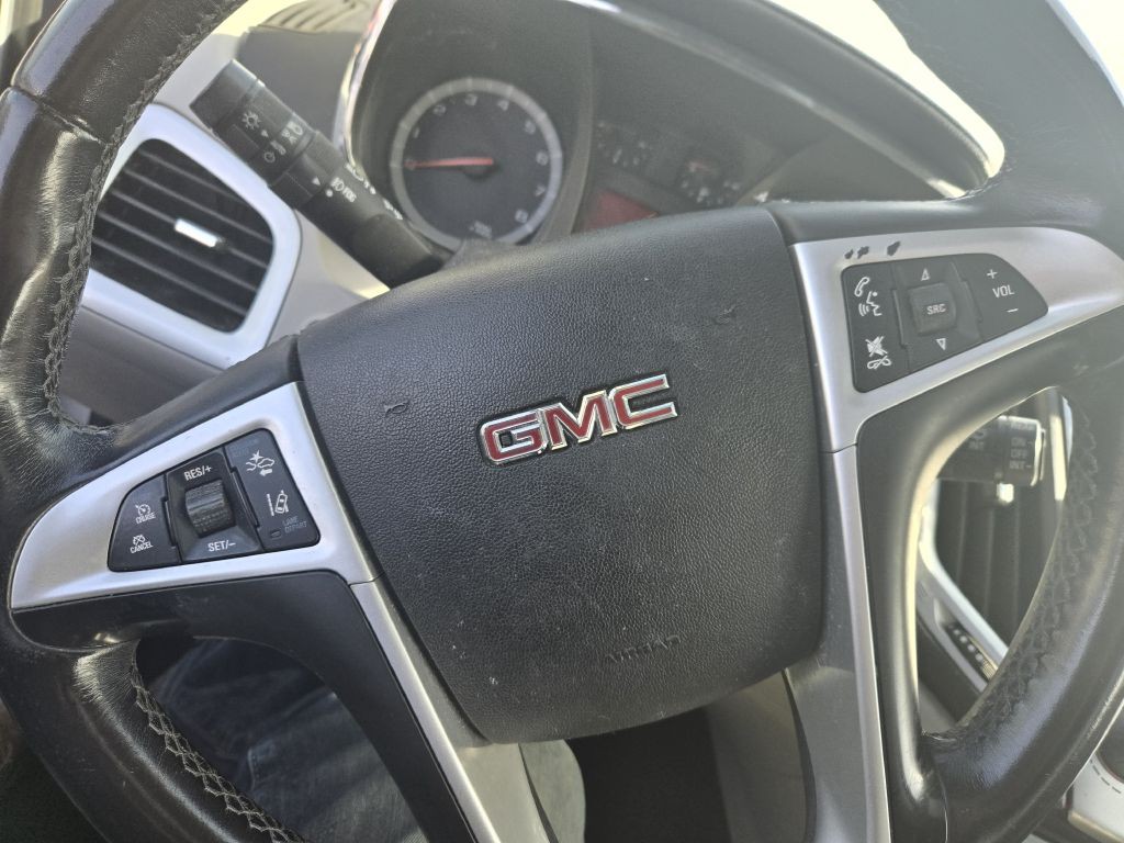 2014 GMC Terrain Image 9